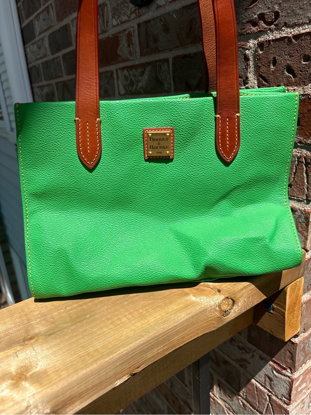 Dooney & Bourke vintage vibrant green leather shopper tote handbag - Picture 7 of 11